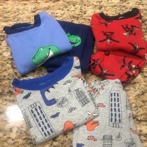 Lot of 3 boys pajamas size 3T